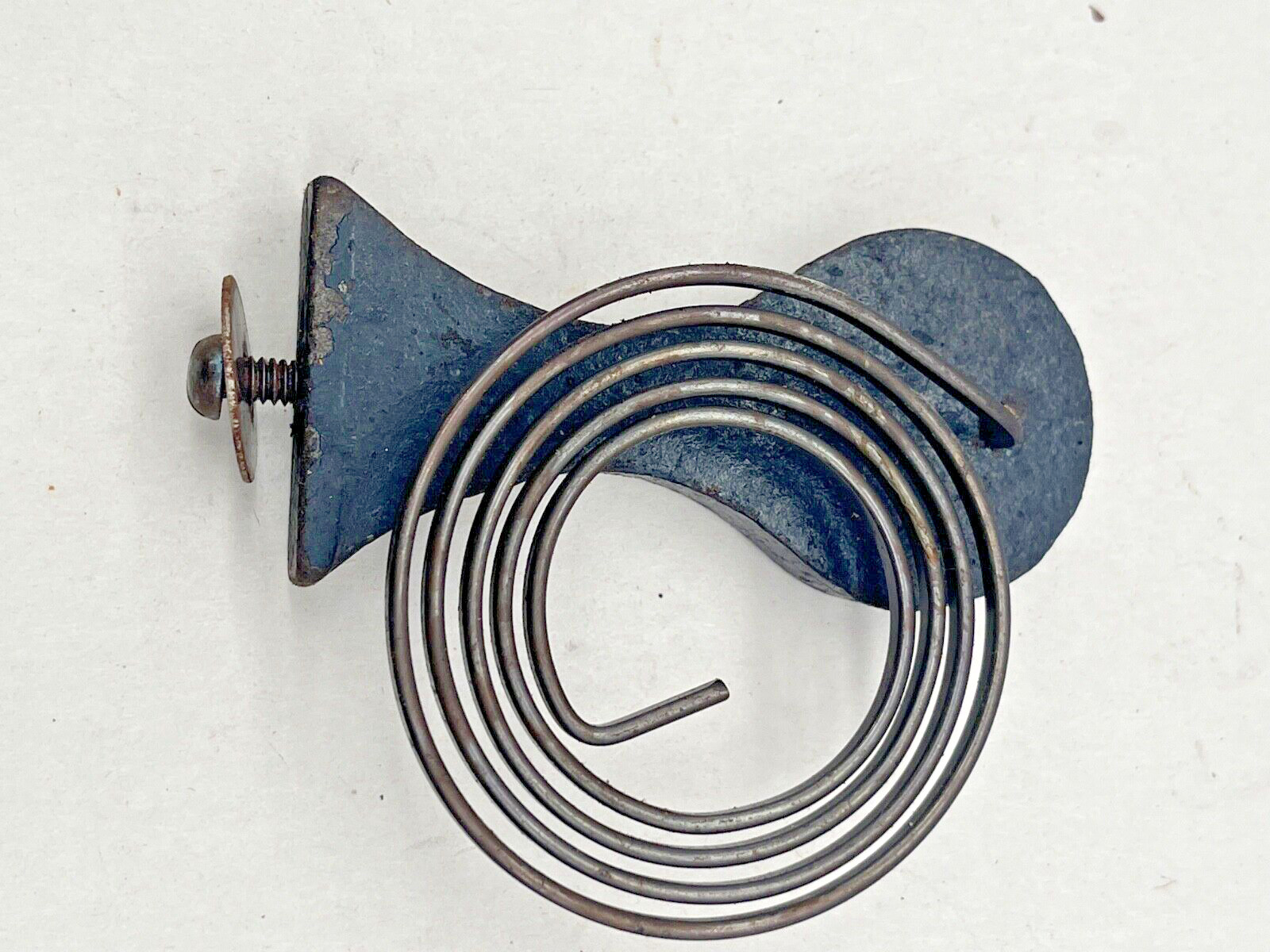 Gong From Waterbury Mantle Clock Round 2 5/8"   (CM61-9405)