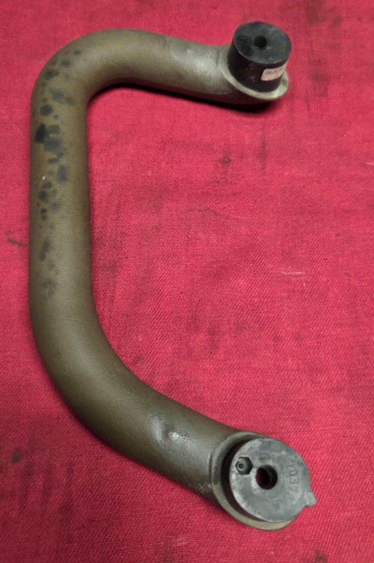 KENWORTH T600  GRAB HANDLE  DOOR  BRACKET S56 1017 10