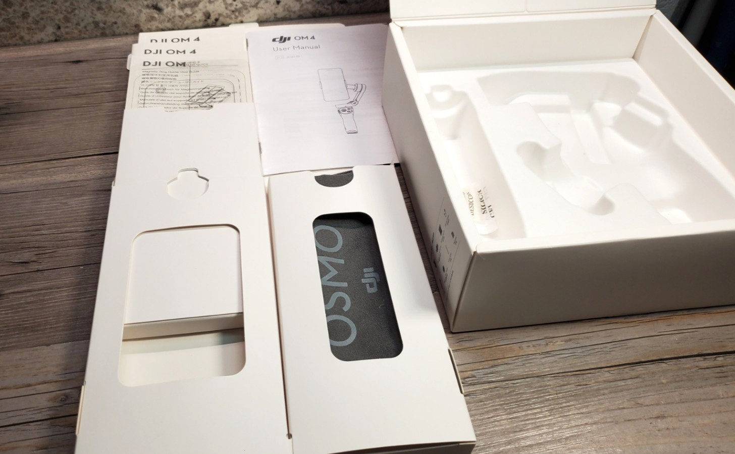 DJI OM 4 Handheld Foldable Gimbal 3-Axis Stabilizer