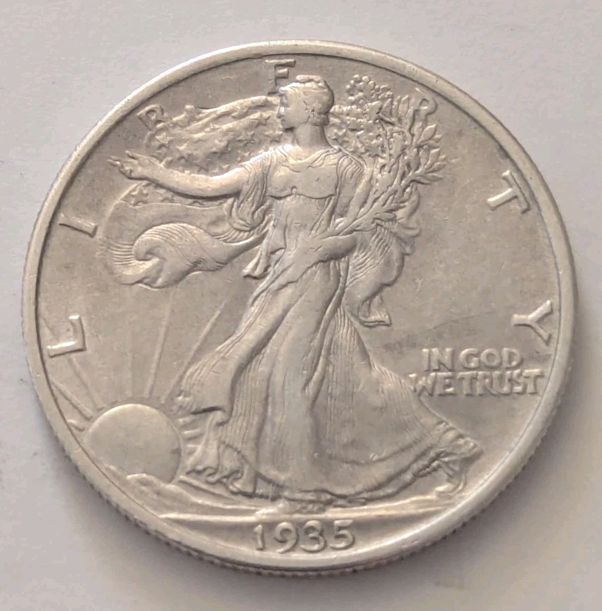 1935 Walking Liberty Half Dollar -T628