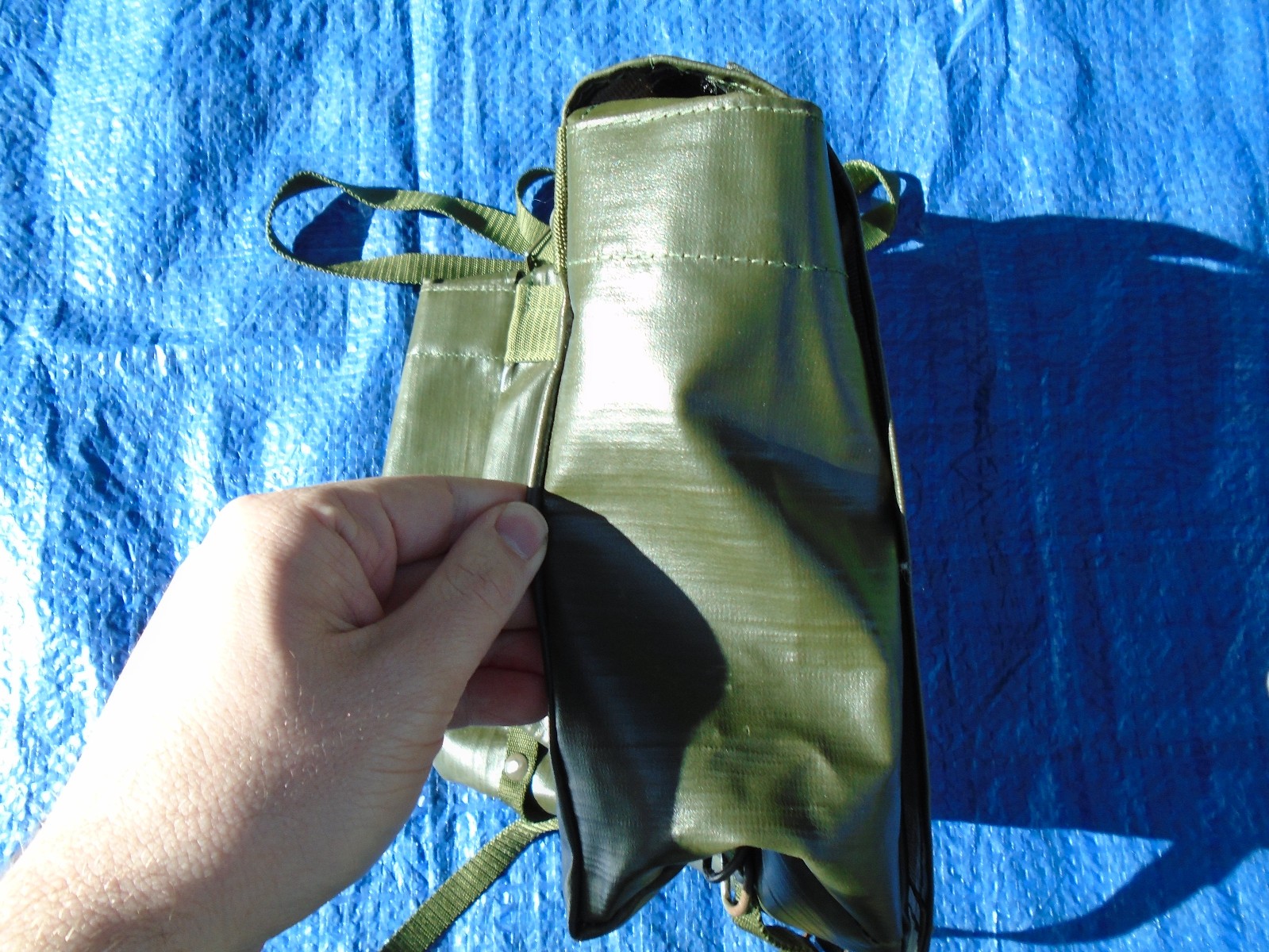 VGC Czech M85 Shoulder Bag Vinyl Green
