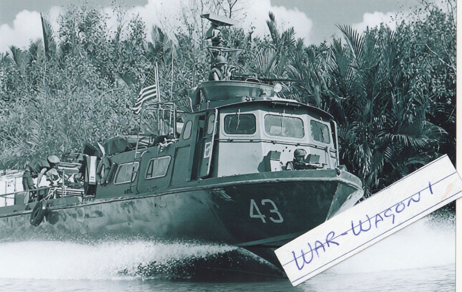 Vietnam  War  Photos --  River Boat