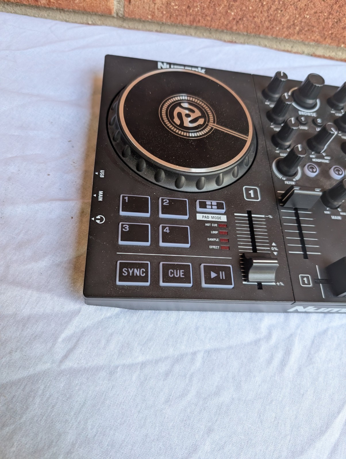 Numark Party Mix II DJ Controller With Built-in Light Show