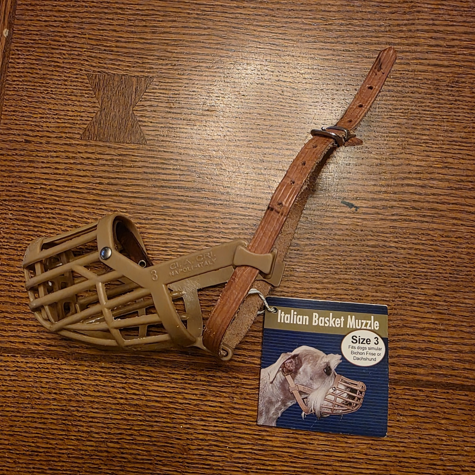 OmniPet- Tan Italian Basket Muzzle Sz 3 Used w/ Tags Dachshunds & Bishon Frise