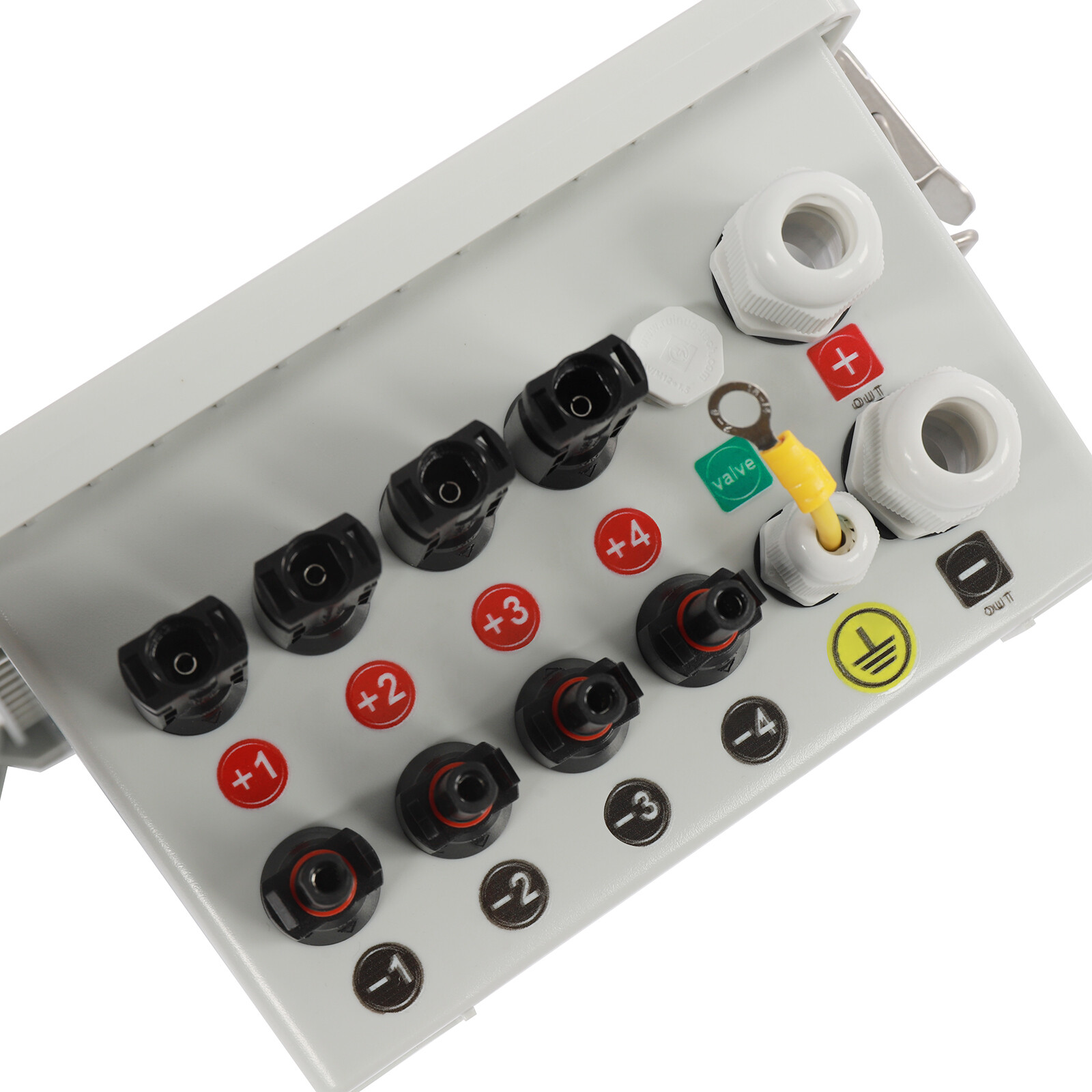 4 String Solar Combiner Box PV Combiner Circuit Breaker 63A For Solar Panel Kit