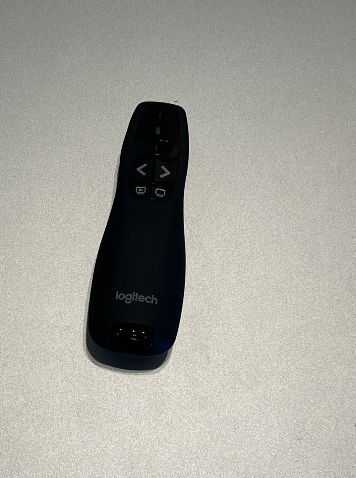Logitech R400 Wireless Presentation Remote Clicker Laser Pointer Working