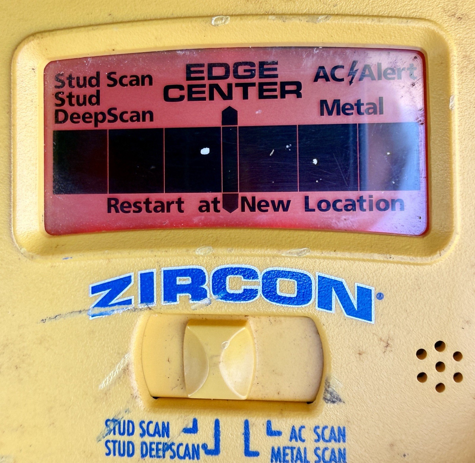 Zircon MultiScanner OneStep Stud Finder W/ AC & Metal Scan Centervision Locator