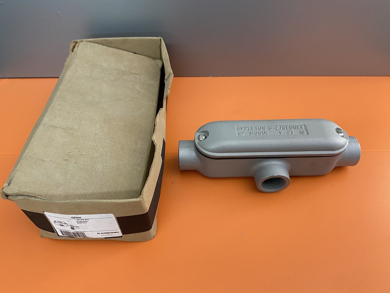 Emerson O-Z/Gedney 1” Mall Iron Mogul T8X100M