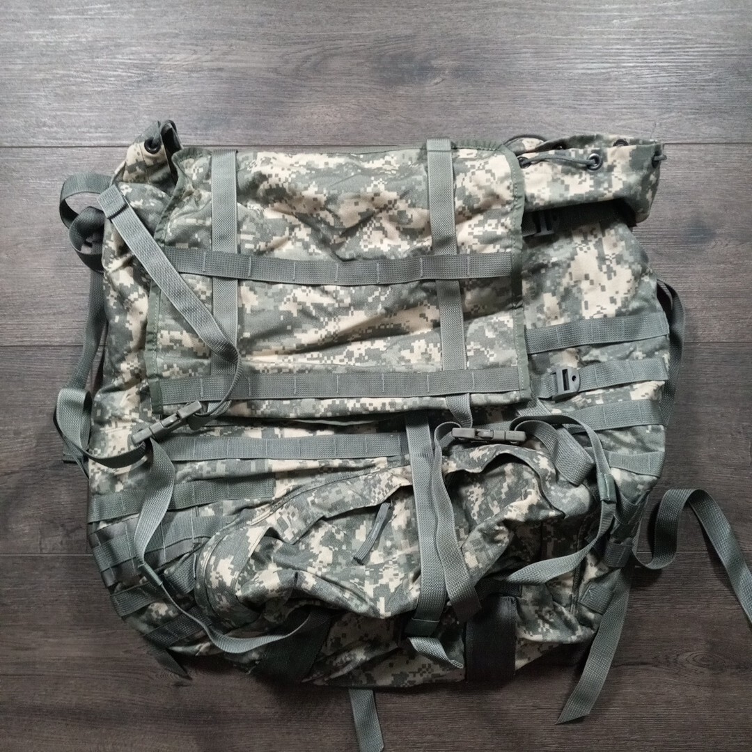 US Army ACU MOLLE II Rucksack Large Digicam