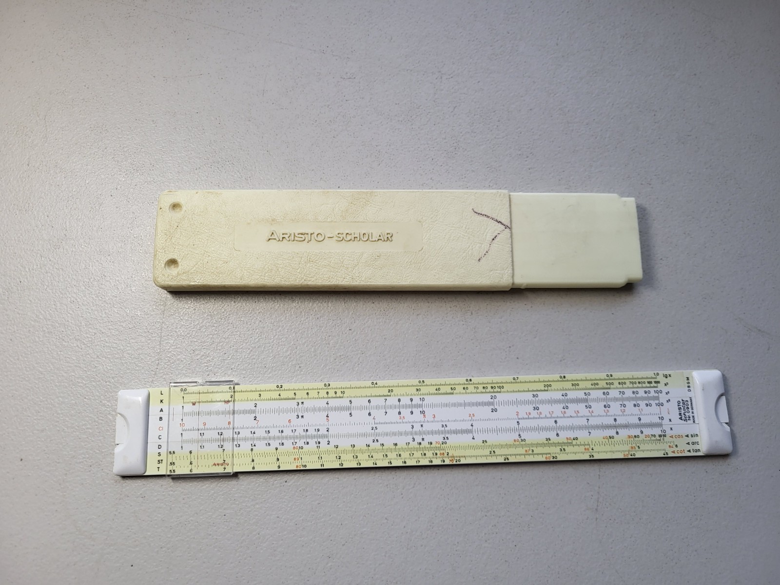 vintage Aristo Scholar 0903LL Slide Rule w/ part of case VG Shape Free Shipping