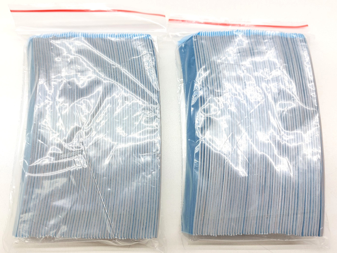 Lot of 100 - Silicon Thermal Pad 118x16x1.05mm TG P/N L37-5-118160105-1-1