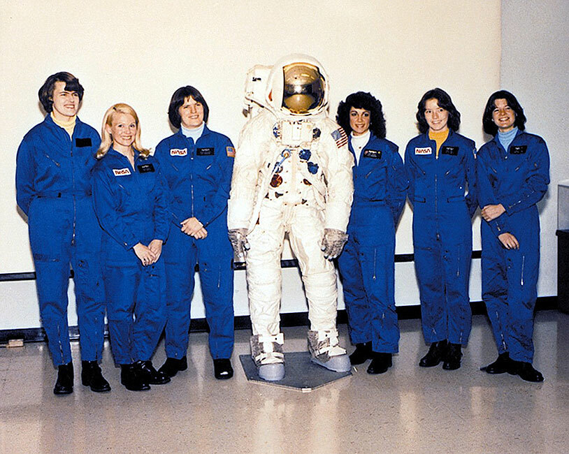 NASA FIRST CLASS OF FEMALE ASTRONAUTS 8x10 GLOSSY PHOTO PRINT