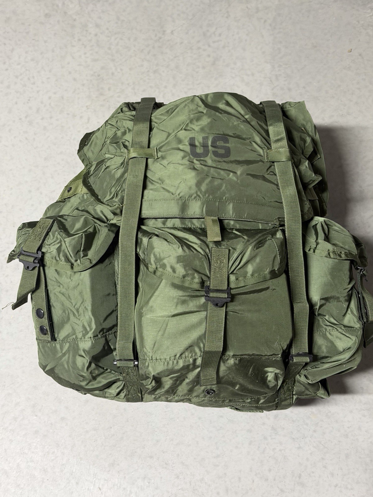 US Military Green Field Pack Backpack with Frame Original