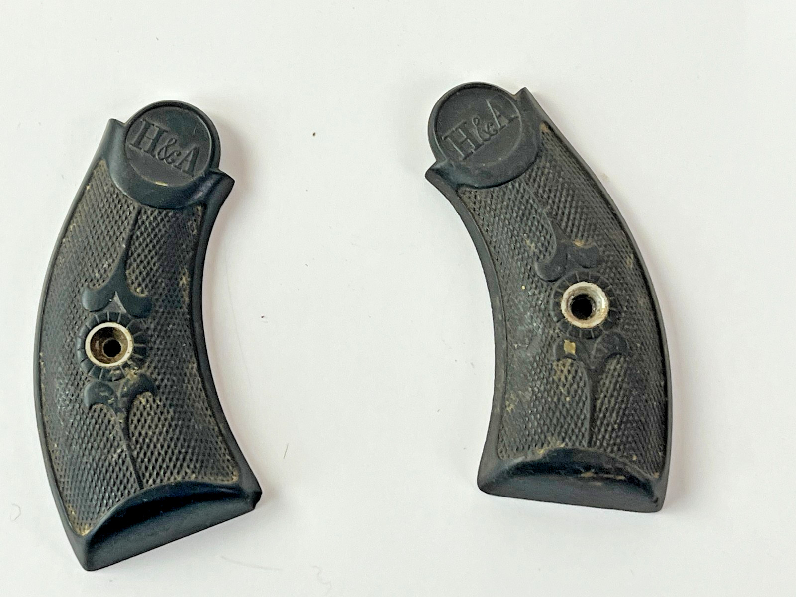 Org Set Pistol Grip Salvage Gun Part Black Handle Grips Hopkins and Allen H&A