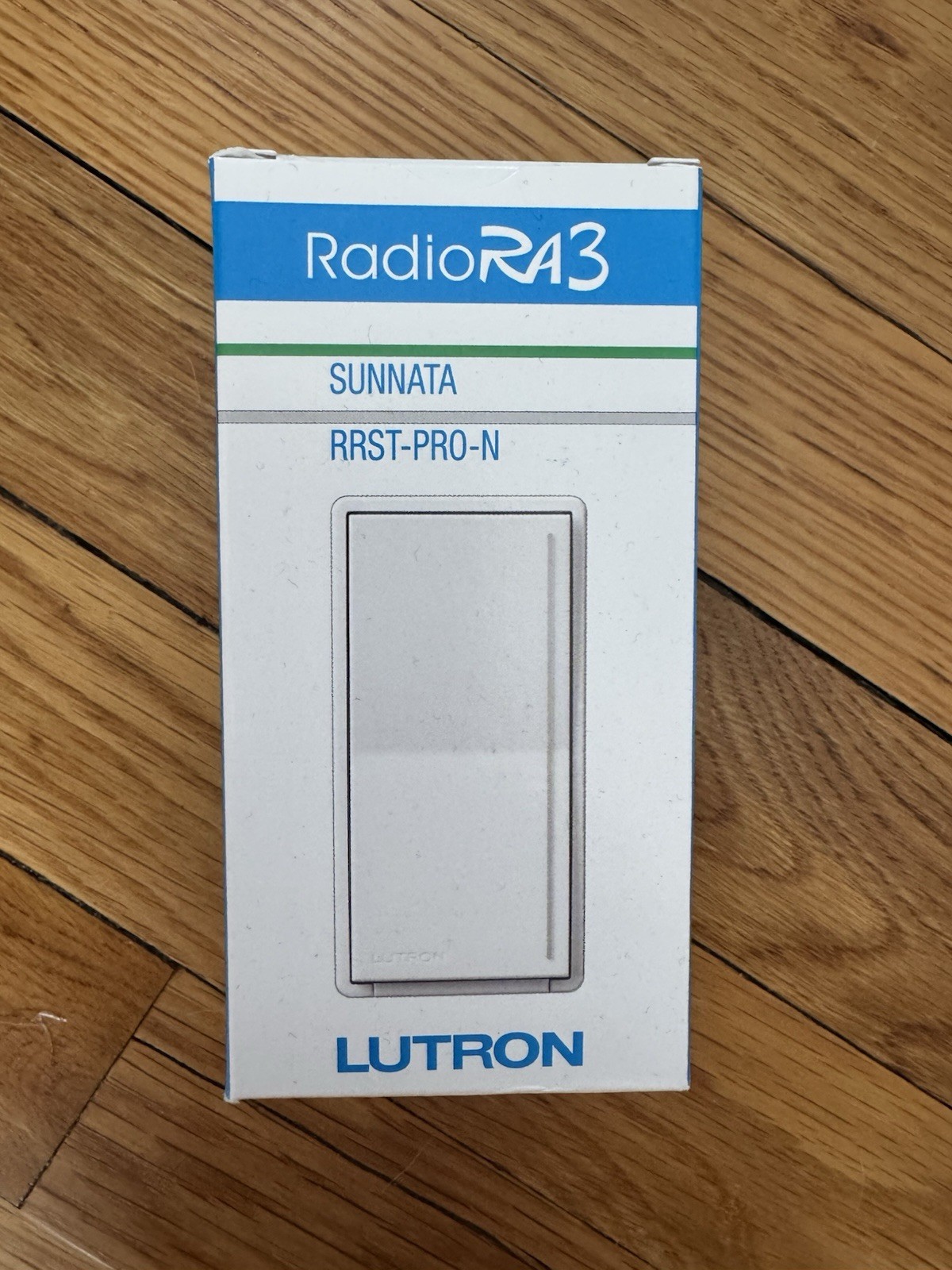 Lutron RadioRA 3 Sunnata PRO LED+ RF Touch Dimmer - White (RRST-PRO-N-WH)