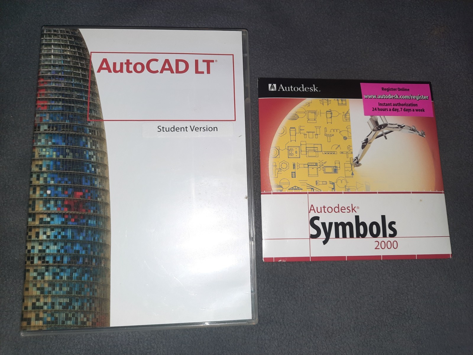Autodesk AutoCAD LT 2008 Student Version with Serial Number DVD-ROM