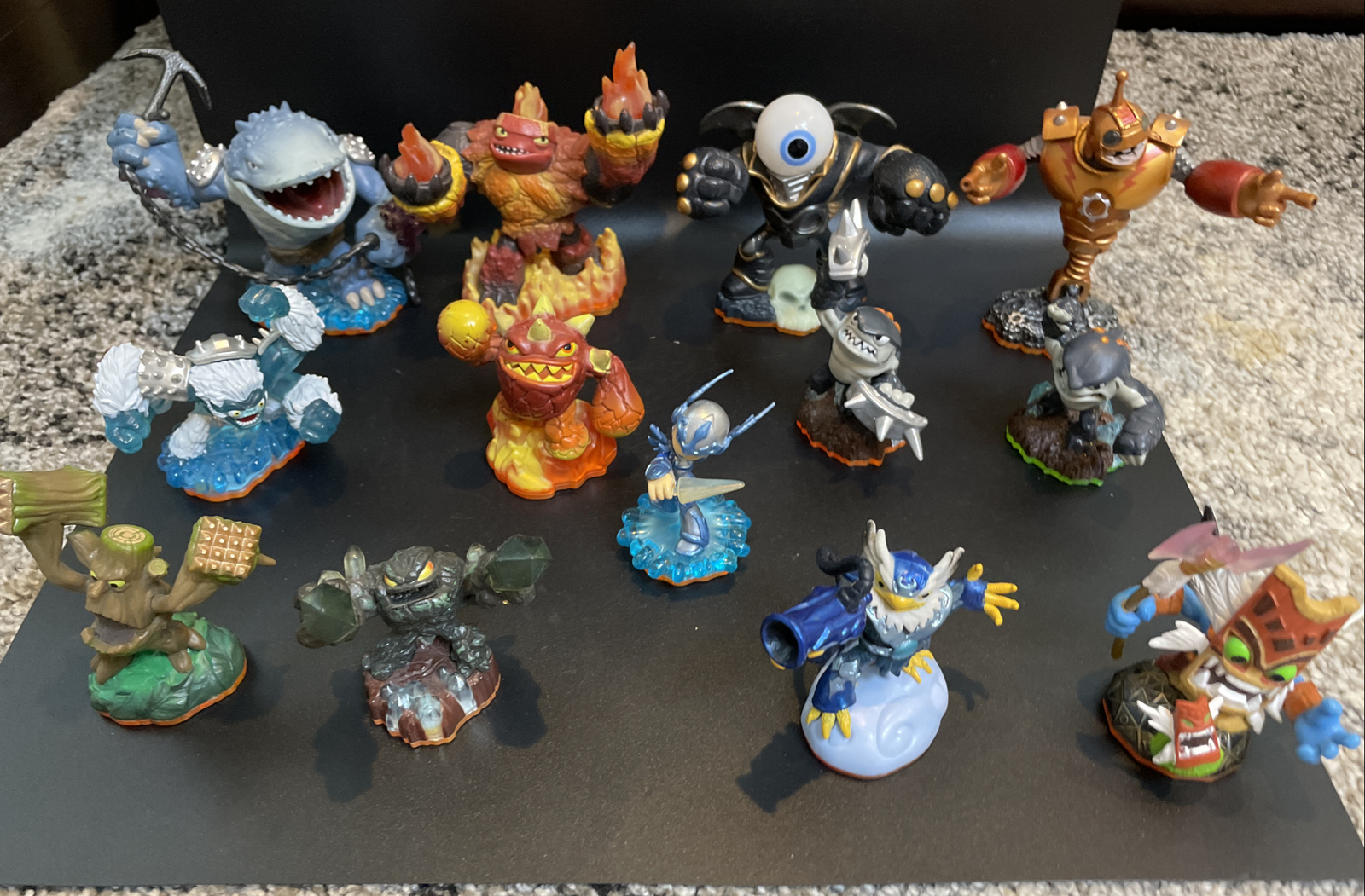 Lot Of 13 ACTIVISION SKYLANDERS FIGURES