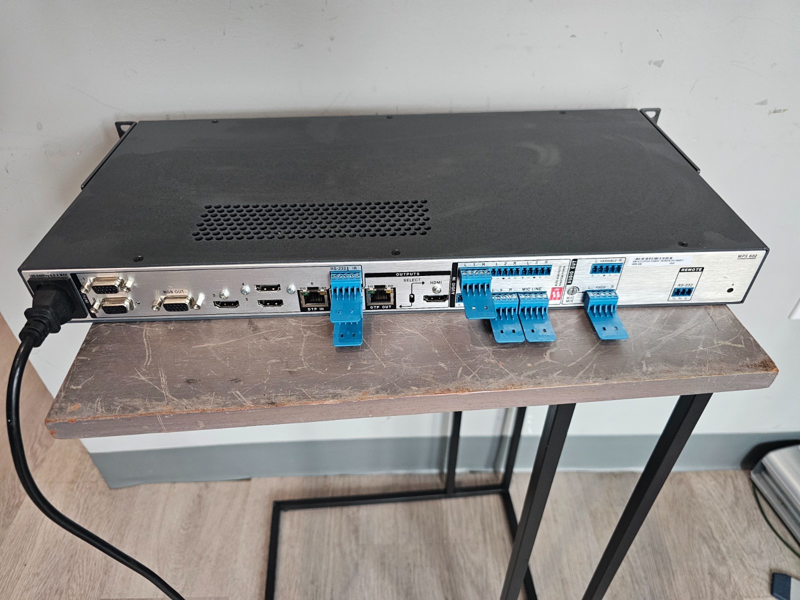 Extron MPS 602 6-Input Media Presentation Switcher