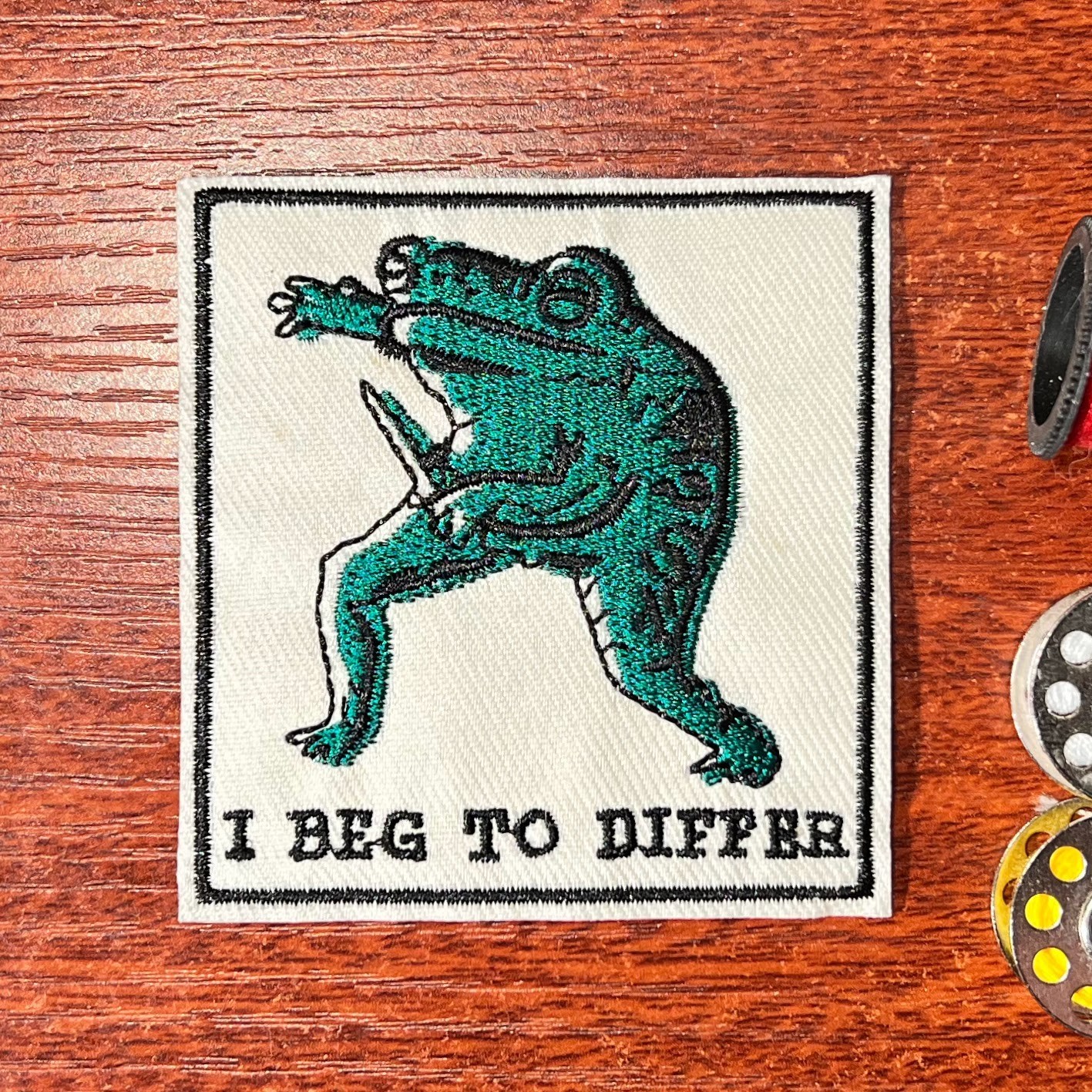 Funny Patch I Beg To Differ Violent Frog Animal Fight Embroidered Iron On 2.75"