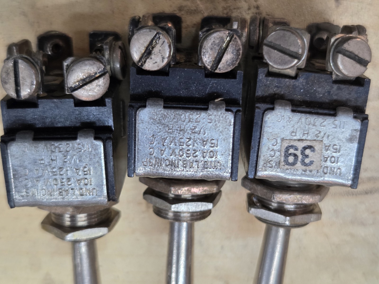 10x Carling DPDT Toggle Switch Lot Double Pole Double Throw 10A 250VAC