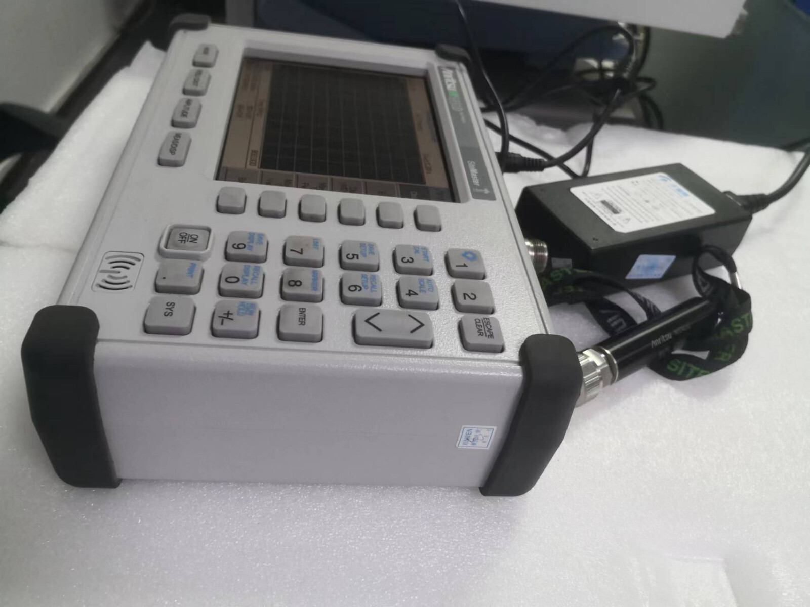 Anritsu S331D Site Master Cable& Antenna Analyzer WITH power adapter,calibration