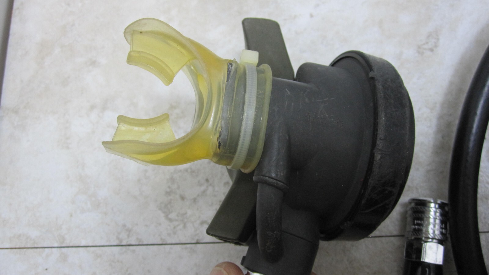 Mares Scuba Diving Regulator/Mares Regulator Mouth Piece/Pro Sub Gauge UNTESTED