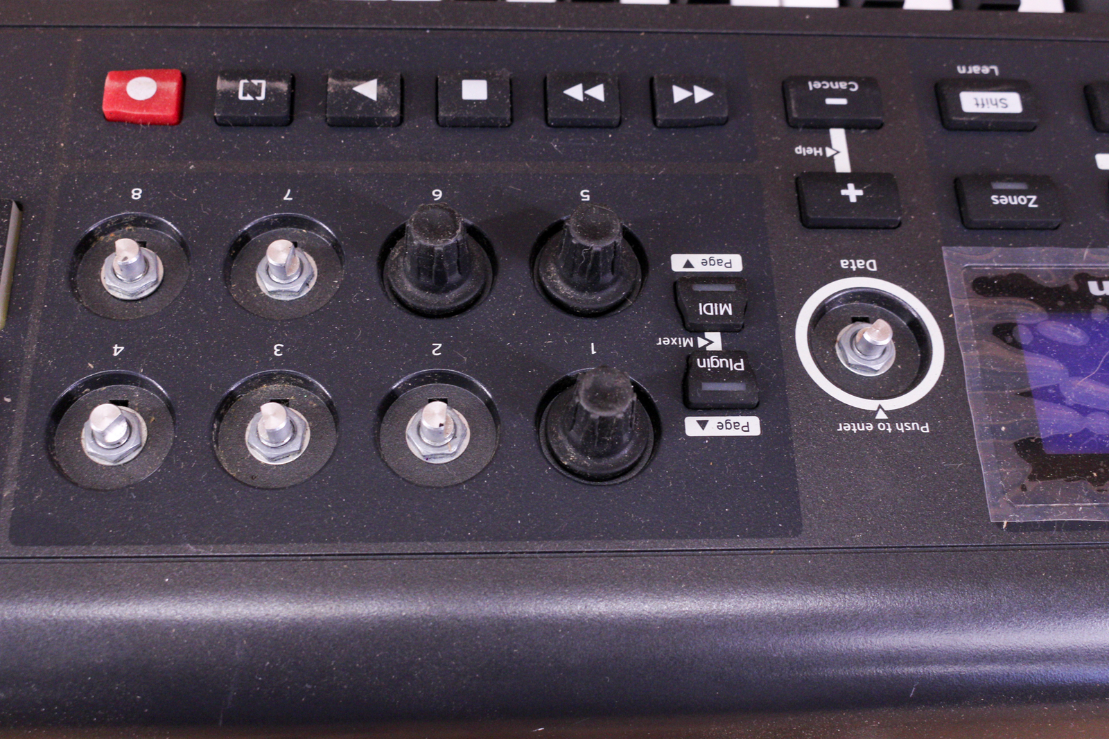 Novation Impulse 25 MIDI Controller ISSUE