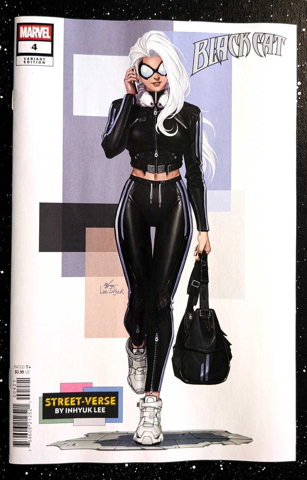 Black Cat #4 Inhyuk Lee Street-Verse Variant NM