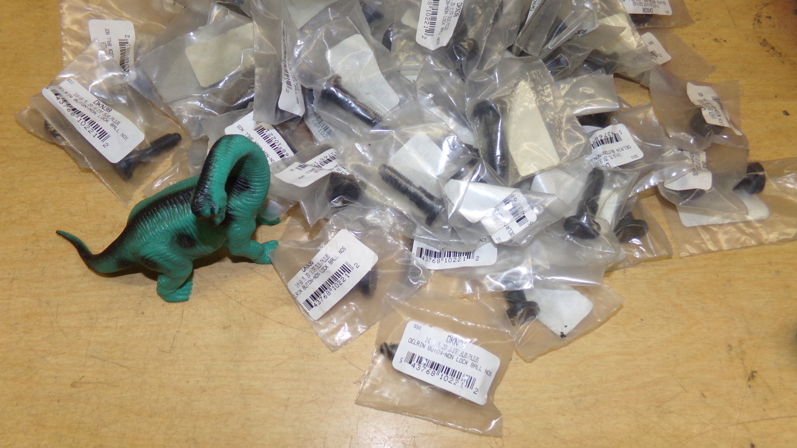 NEW Delrin DKN38 30312 Lot of 94, 3/8-1x.75 *Free Shipping*