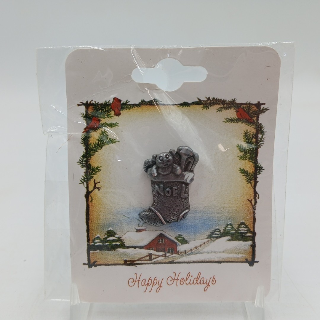 Christmas Holiday Lapel Pin - Noel Stocking