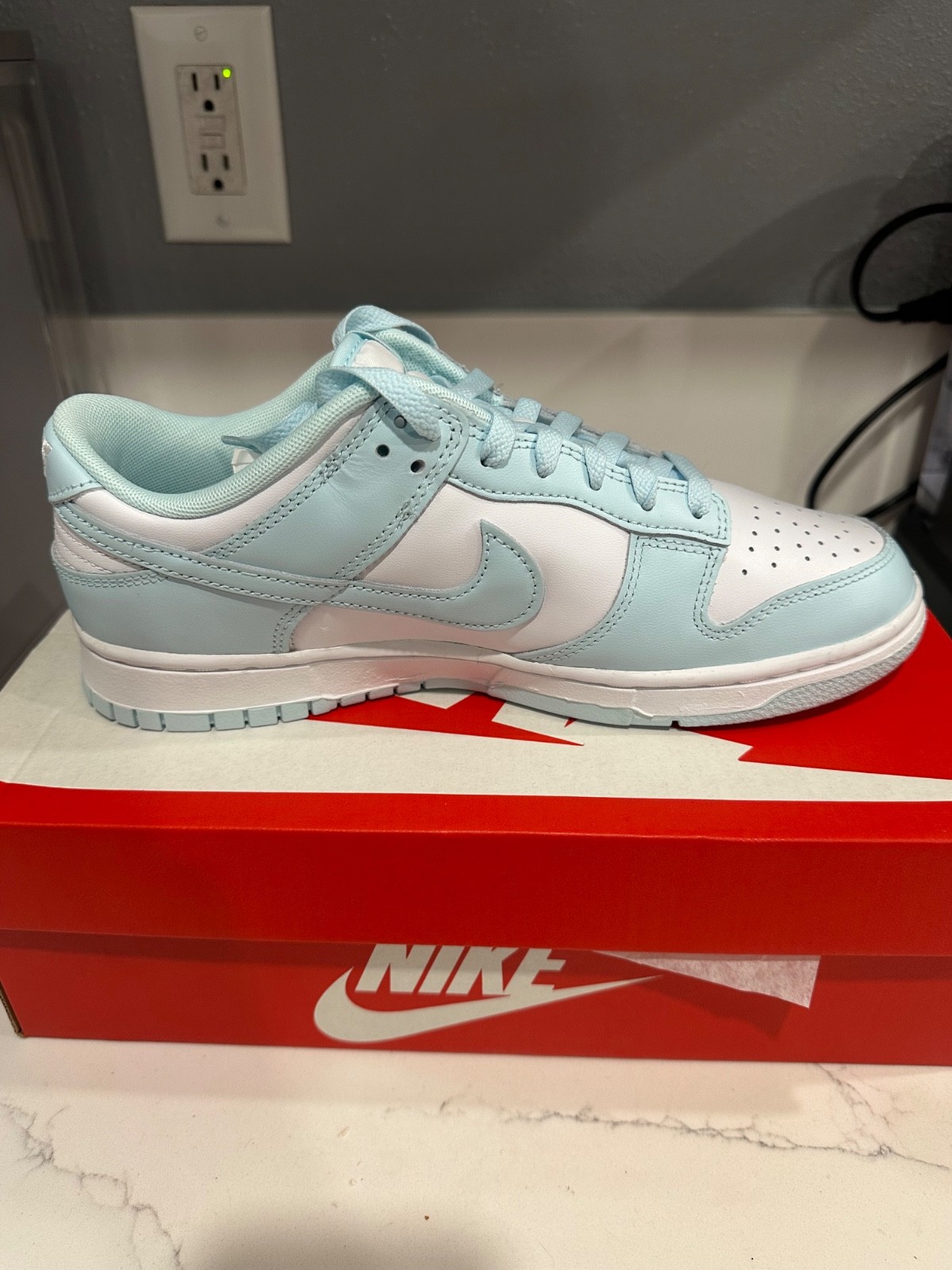 Size 9 Men New Nike Dunk Low Glacier Blue