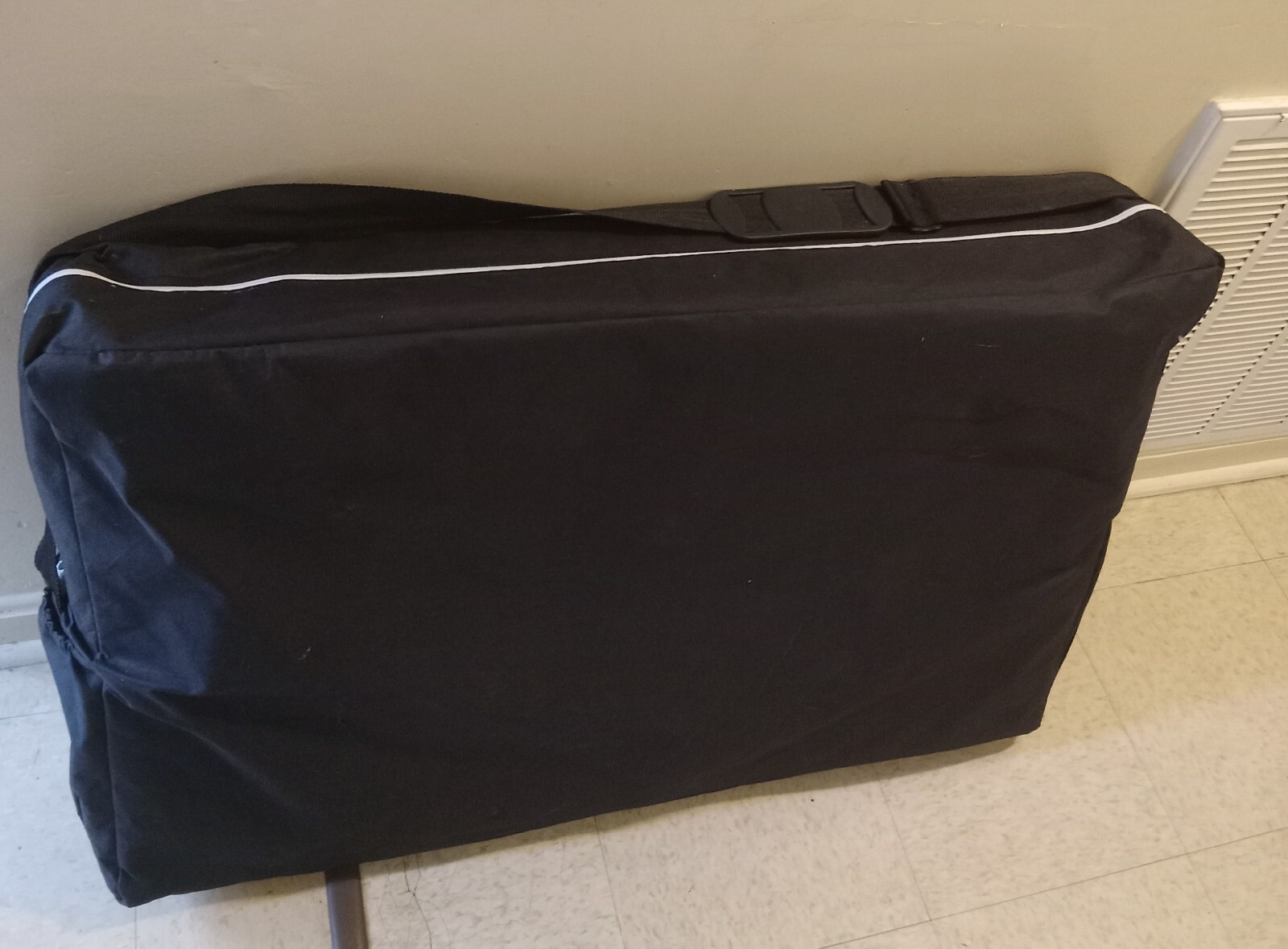 portable folding massage table