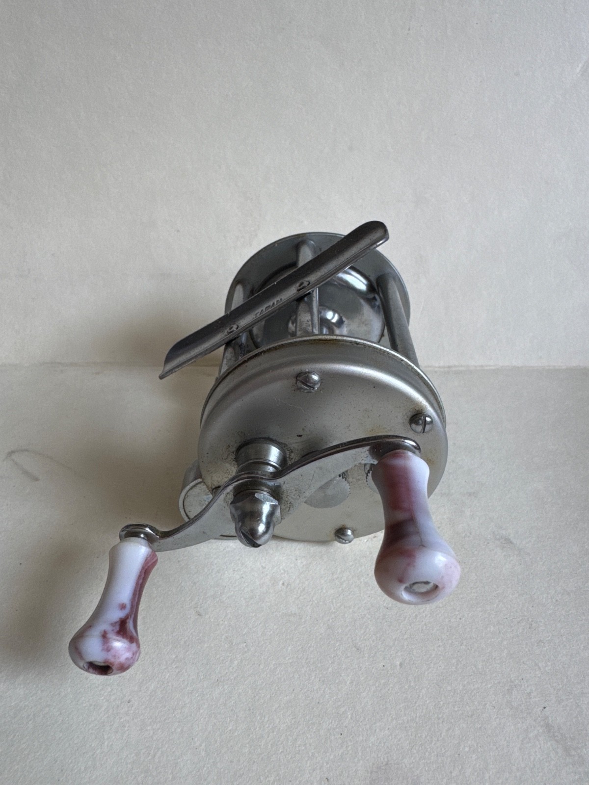 JC Higgins No 3981 Level Winding non-backlash Casting Reel - New In Box