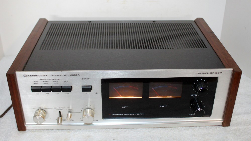 Vintage Kenwood KF-8011 Audio De-Noiser ~ Powers On ~ Untested