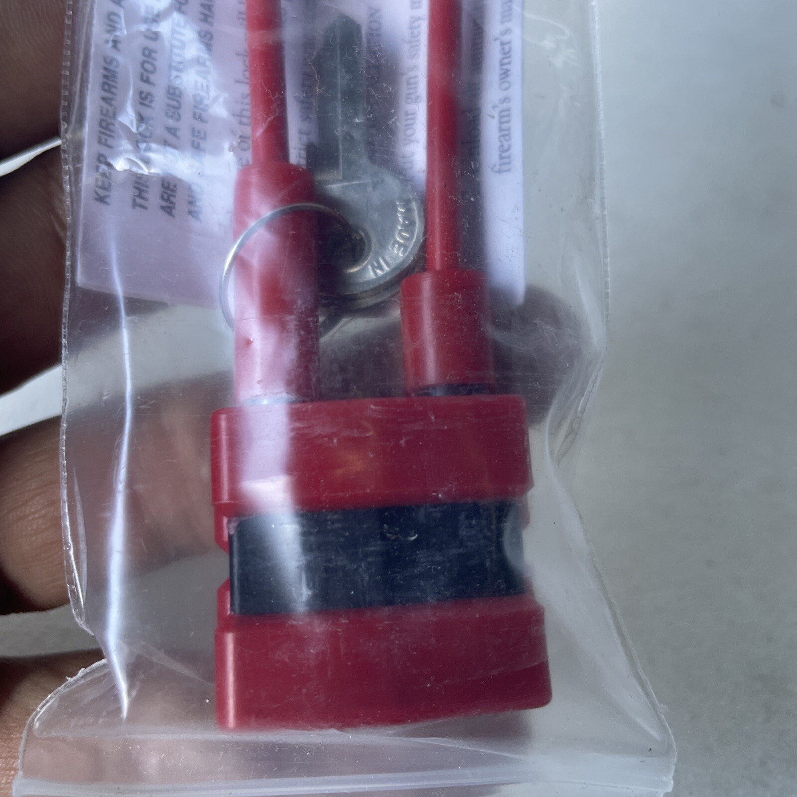 BRAND NEW GUN LOCK PADLOCK w/ cable and key - new (26a)