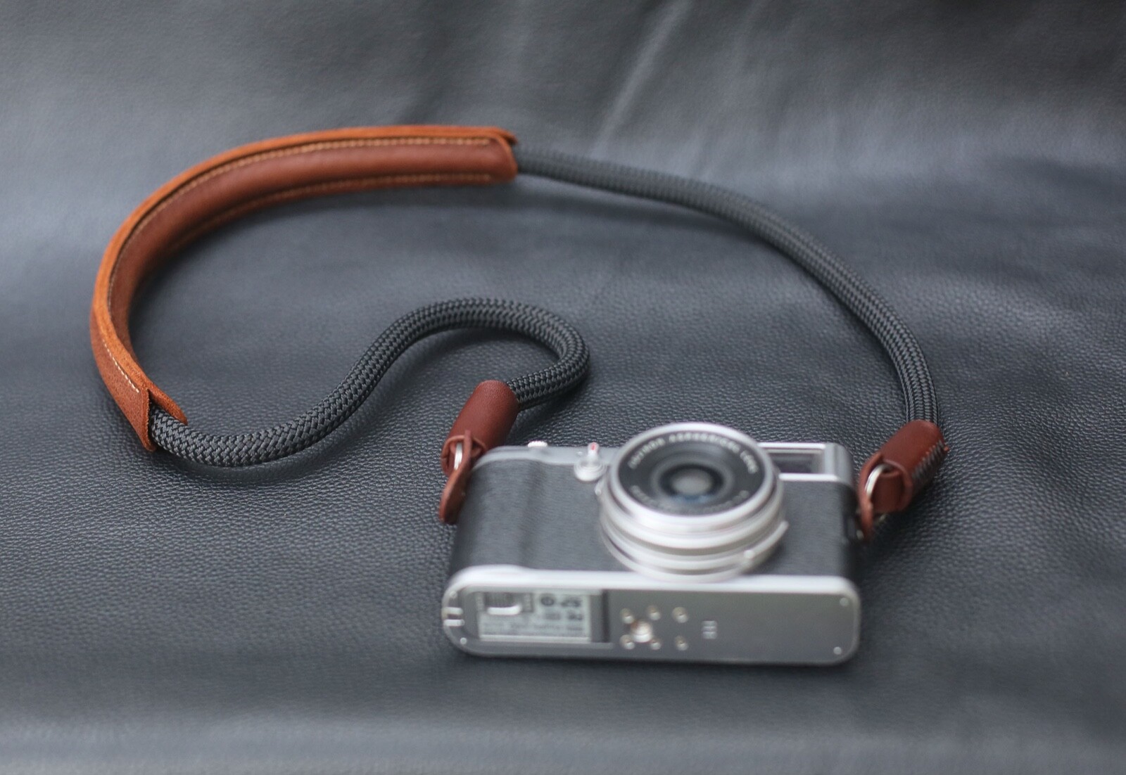 Shoulder pad black rope depressurize camera neck strap