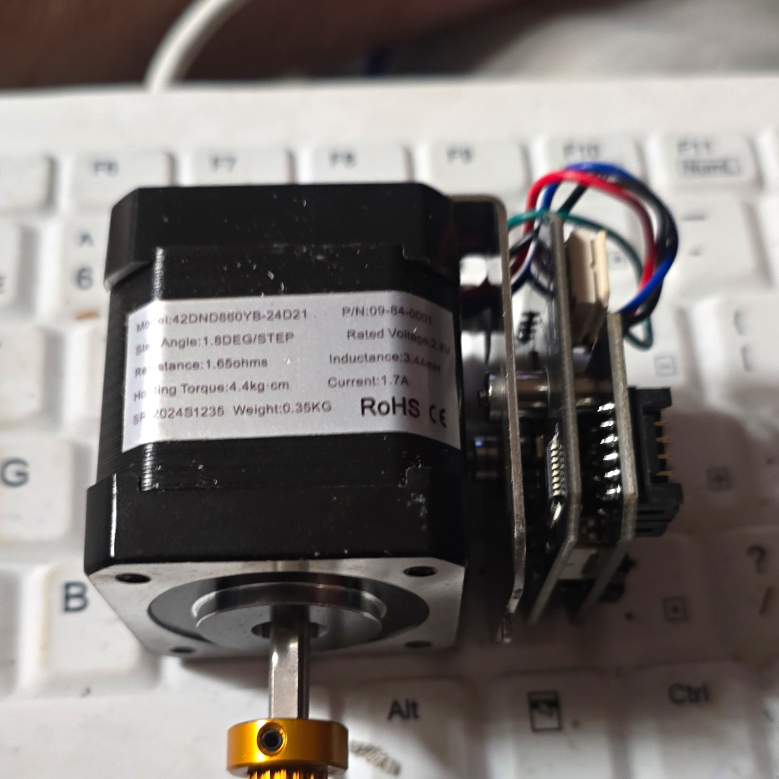 42DND860YB-24D21 Stepper Motor 24V 1.7A 1.8° 4.4kg·cm Solid Shaft