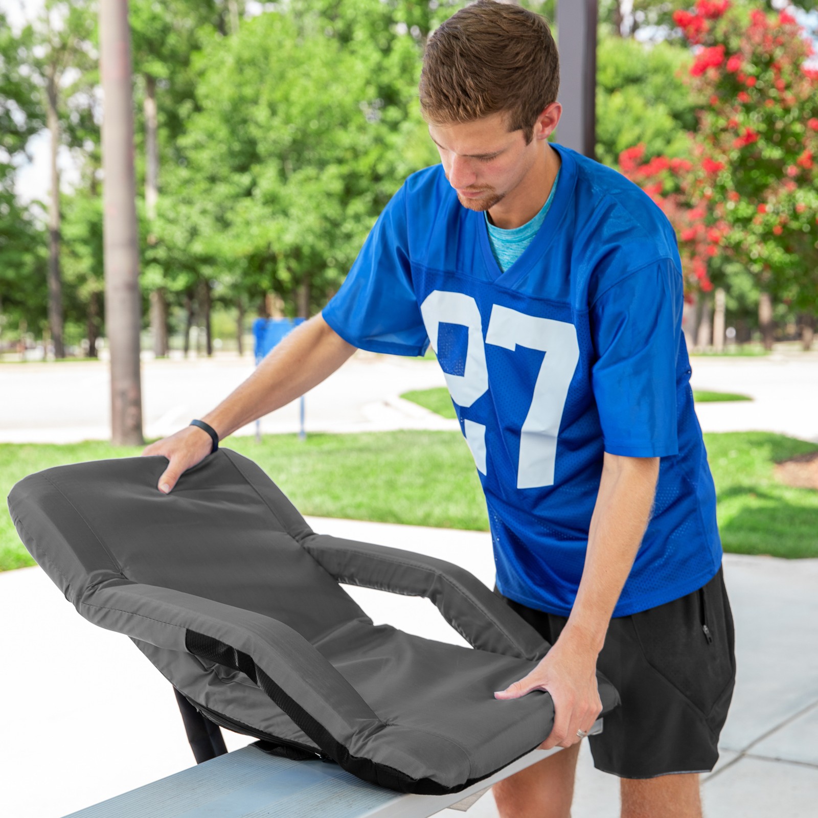 Camco Stadium Seat Foldable Padded Cushion Back Support, Armrests(Open Box)
