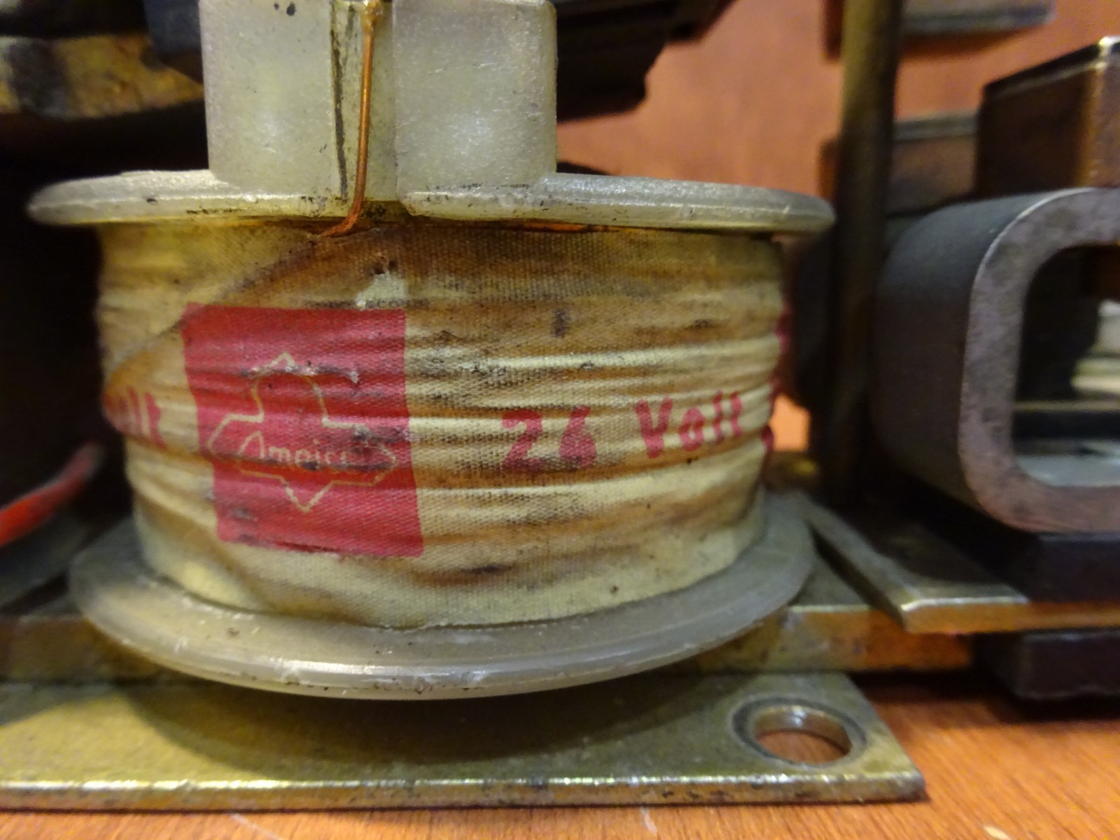 DC contactor