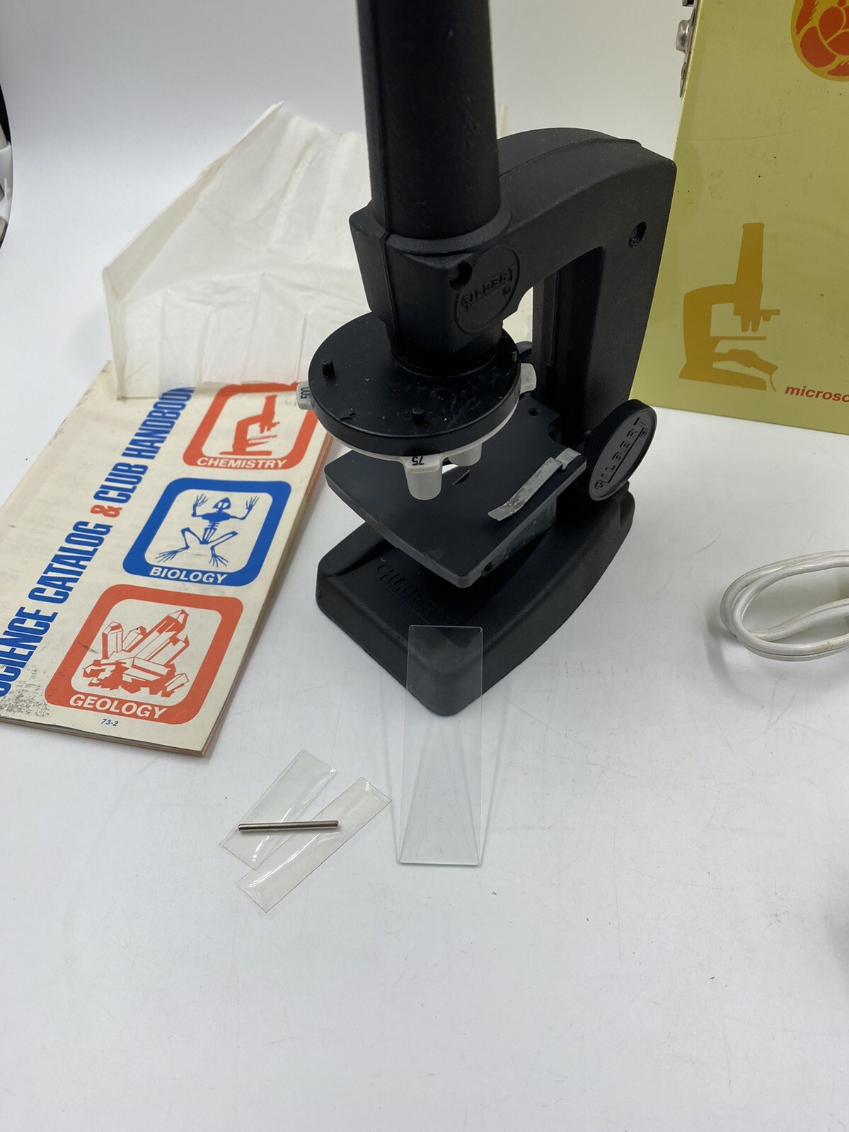 Vintage 1972 Gilbert Microcraft Microscope W/ Metal Case M8349