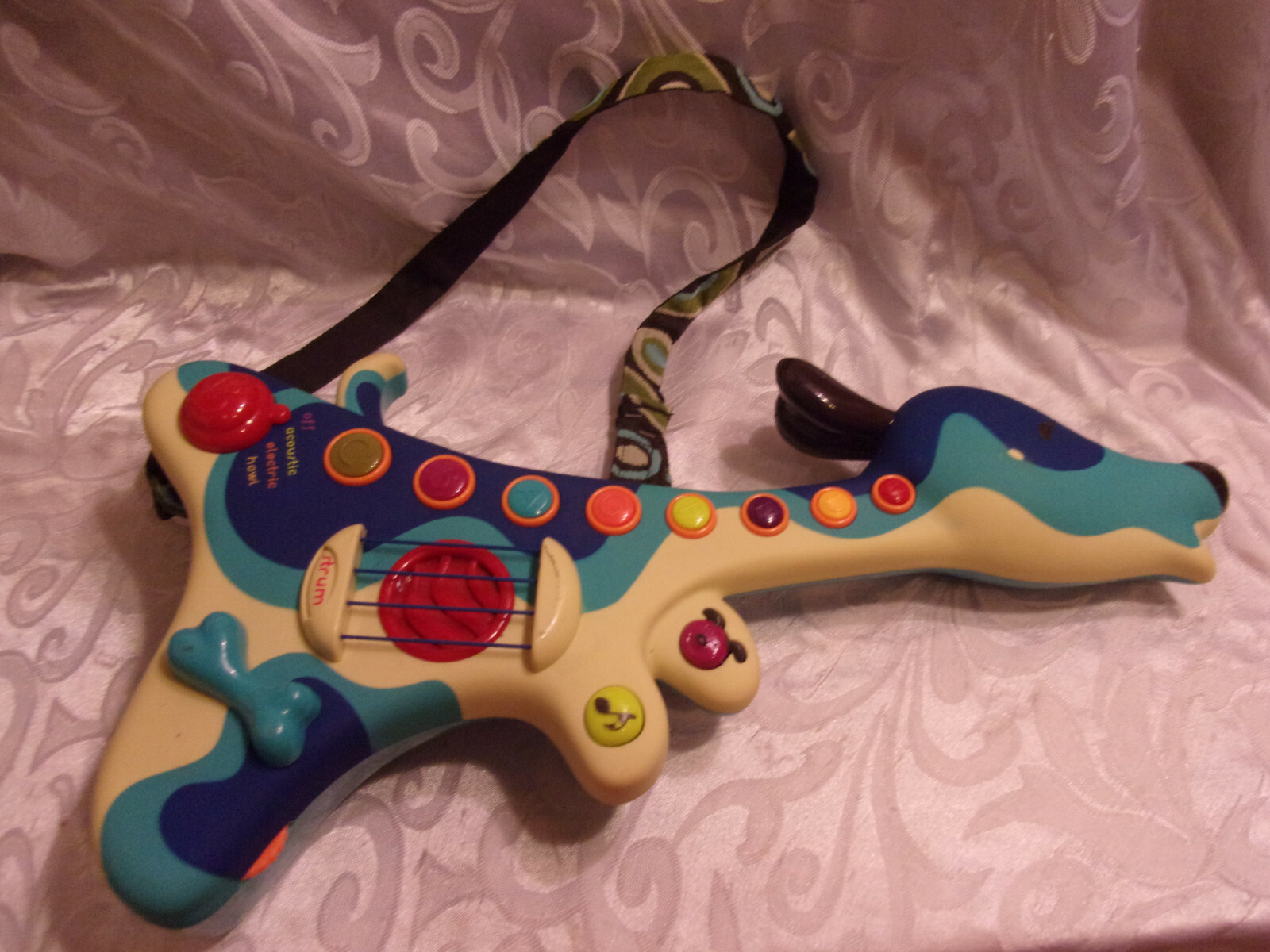My Woofer Hound Dog Strum Guitar Acoustic Electric Howl Modes Musical Toy 19"