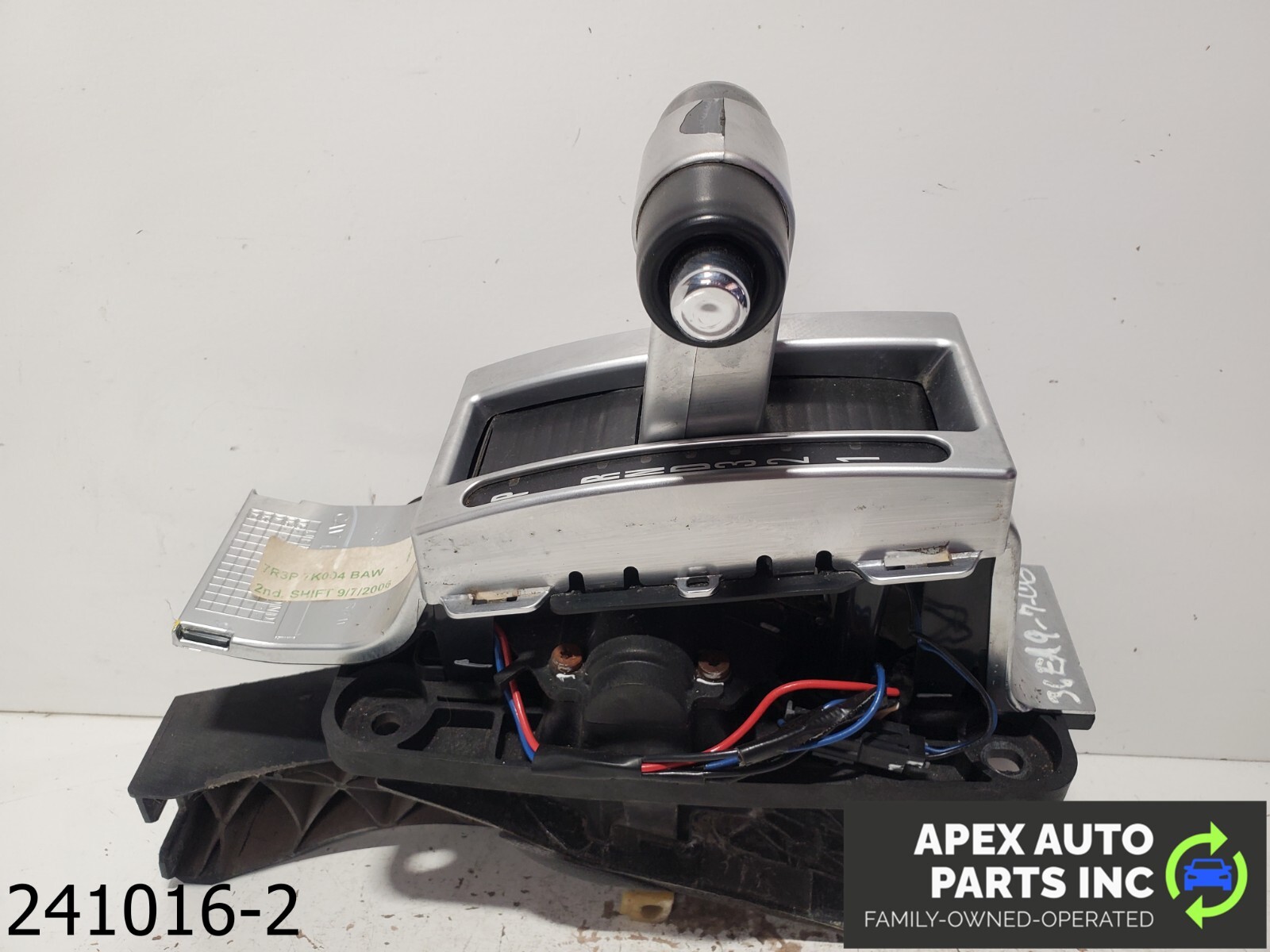 OEM 2007 Ford Mustang 4.0L Automatic Transmission Gear Shifter Assembly