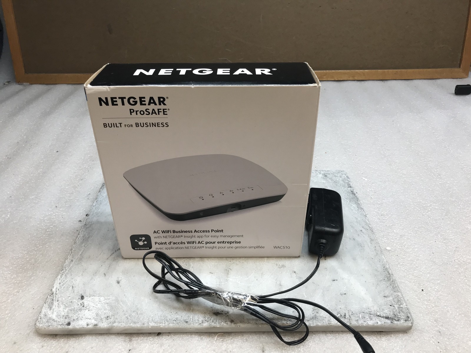 Netgear WAC510 Business Wireless Access Point w/ Power adapter and mount