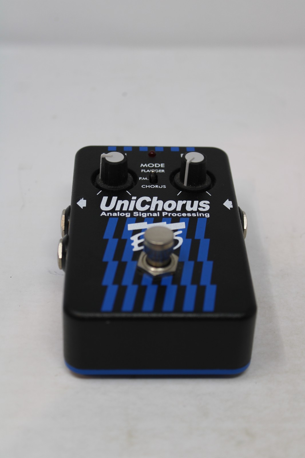 EBS Unichorus Chorus Flanger Modulation Bass Effects Pedal Unit Only