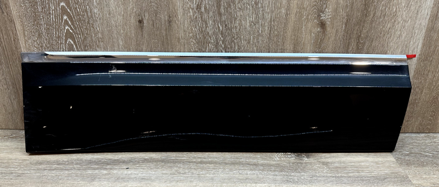18-24 VW ATLAS REAR RH DOOR MOLDING- BLACK PEARL - OEM PART# 3CN854950GC9X