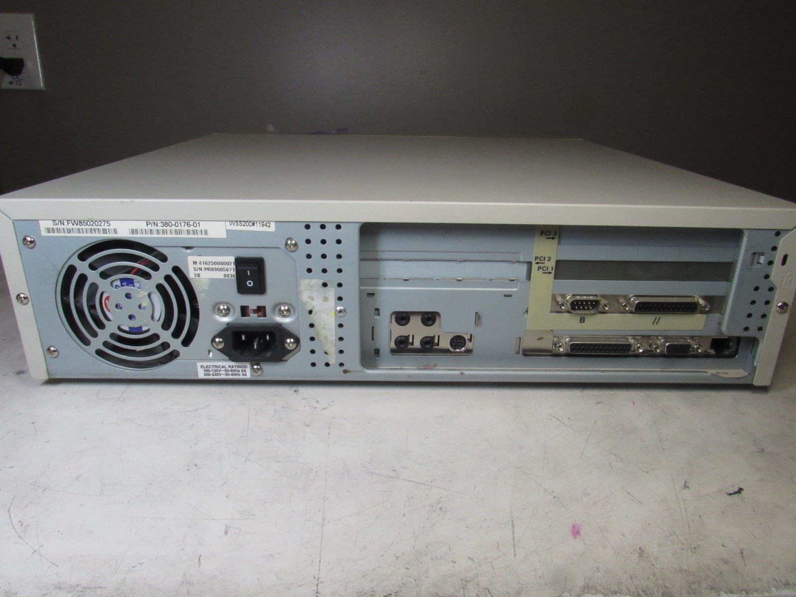Sun Ultra 5 SPARC Workstation Vintage Sun Microsystems