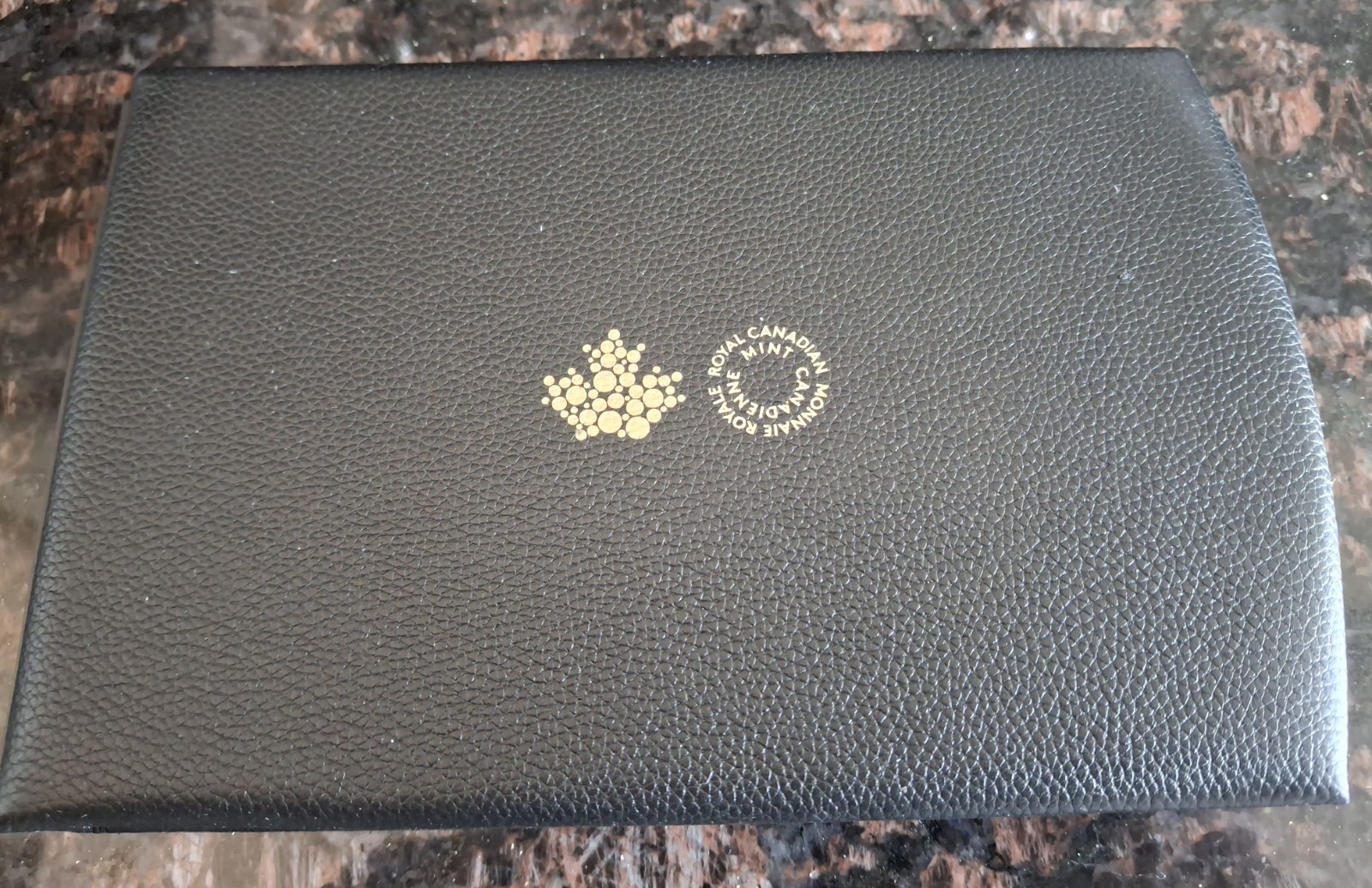2020 Canadian Mint Silver Proof Set with Gold Plating. 75th Anniversaey VE Day