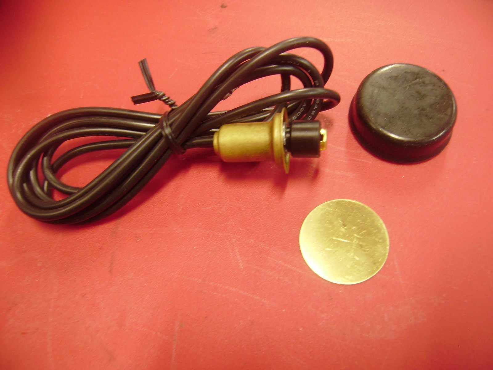 CUSHMAN TRUCKSTER HAULSTER NEW STEERING WHEEL HORN BUTTON & WIRE SET