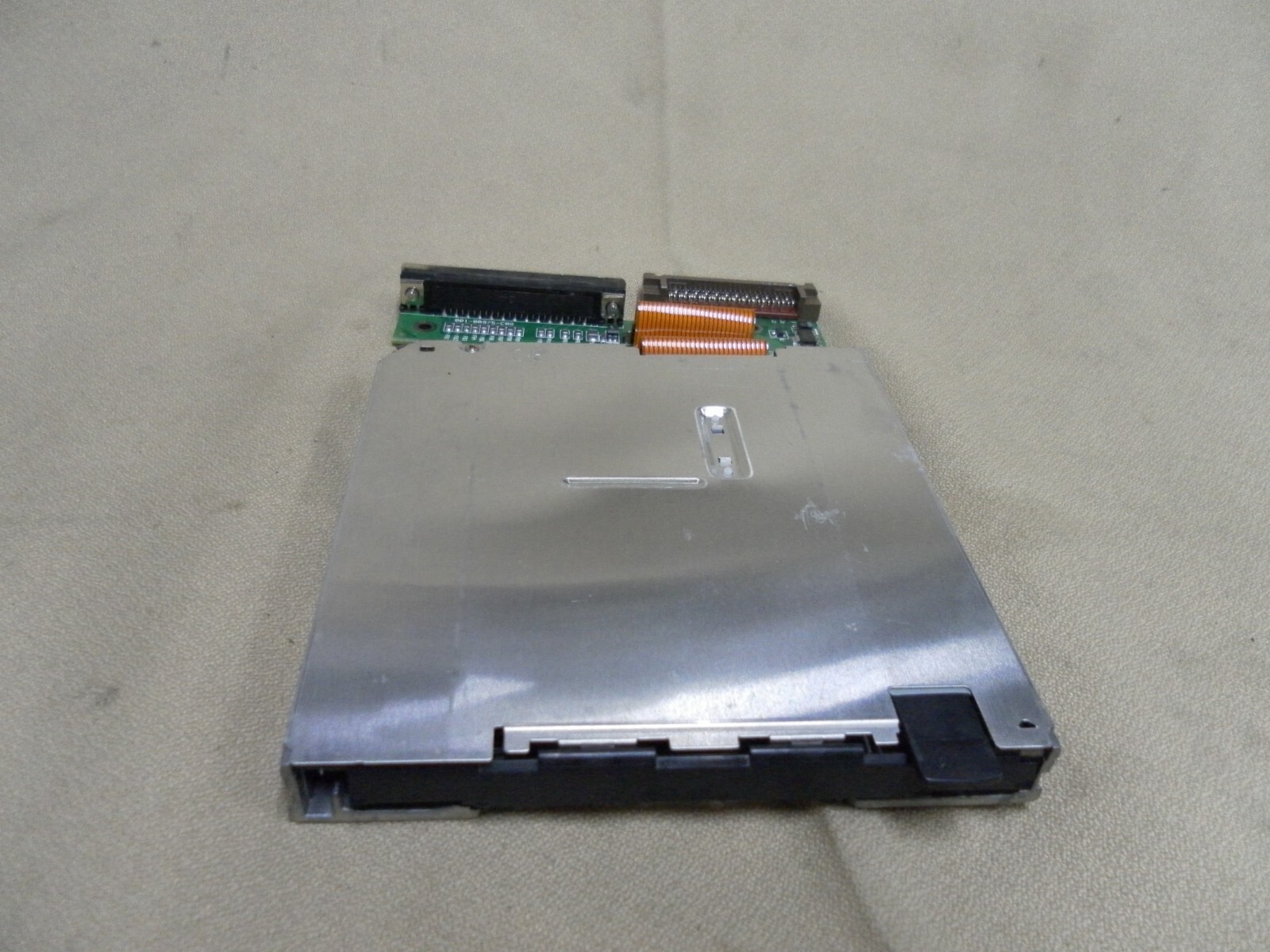 TEAC FD-04HG-2600-U OEM drive identical to the TEAC FD-04HG-2600-U P-FDD CADDY