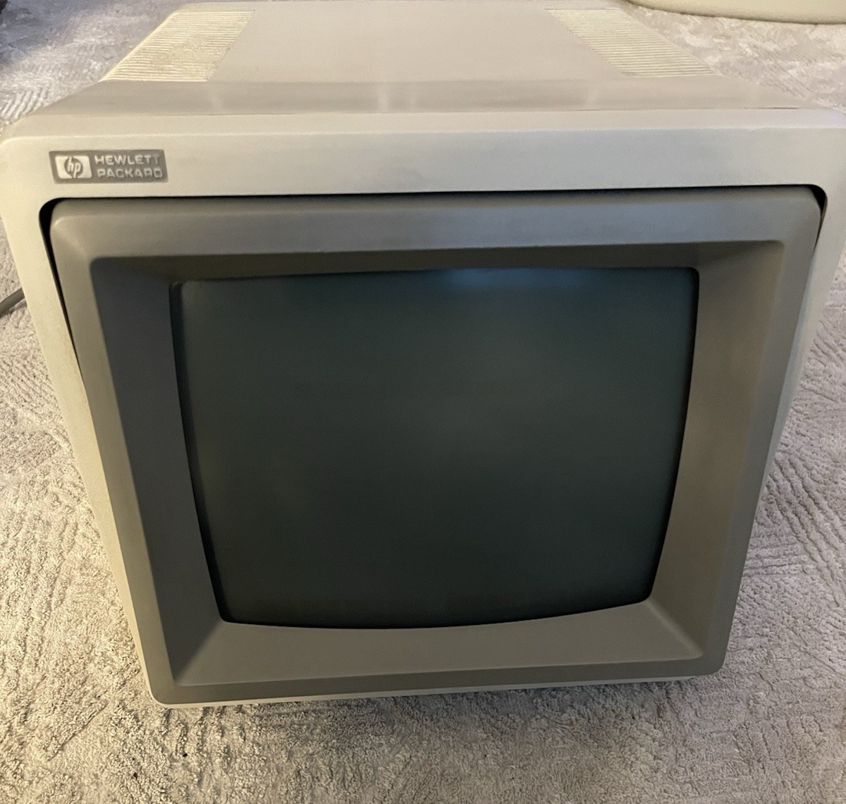 Vintage HP Hewlett Packard 35731A Monochrome Monitor for parts